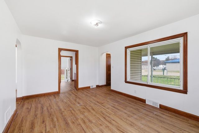 832 Park Ave E, Mansfield, OH 44905