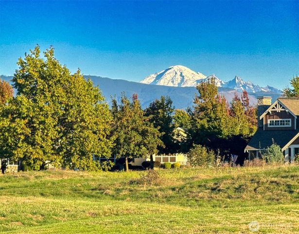 2008 Greenview Lane, Lynden, WA 98264