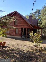 175 NIXON DR, Gore, VA 22637