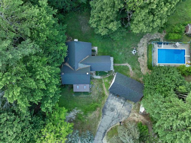 1195 Chocorua Road, Tamworth, NH 03817