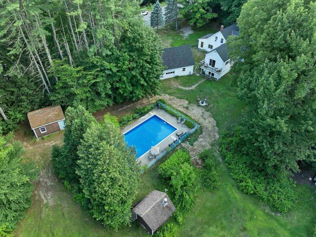 1195 Chocorua Road, Tamworth, NH 03817