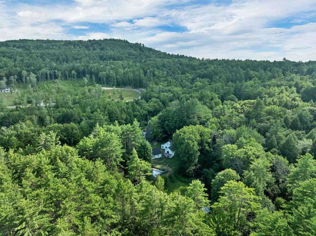 1195 Chocorua Road, Tamworth, NH 03817