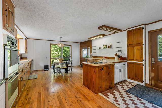 1195 Chocorua Road, Tamworth, NH 03817