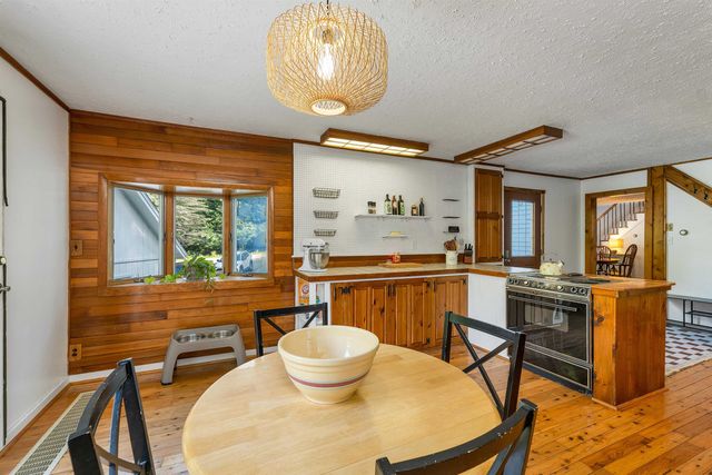1195 Chocorua Road, Tamworth, NH 03817