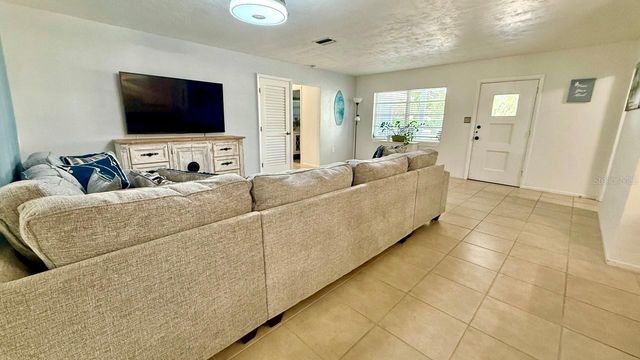 716 50TH STREET COURT W, Bradenton, FL 34209