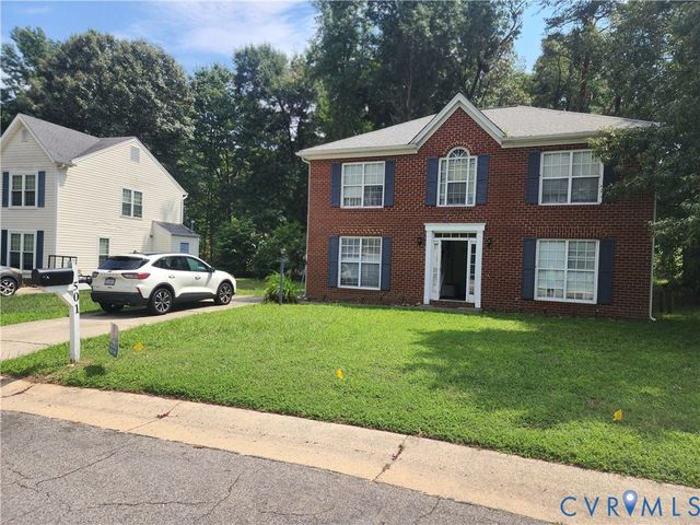 501 Green Orchard Dr, Chester, VA 23836