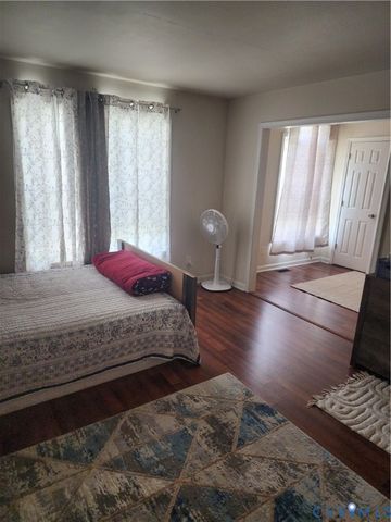 501 Green Orchard Dr, Chester, VA 23836