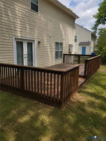 501 Green Orchard Dr, Chester, VA 23836