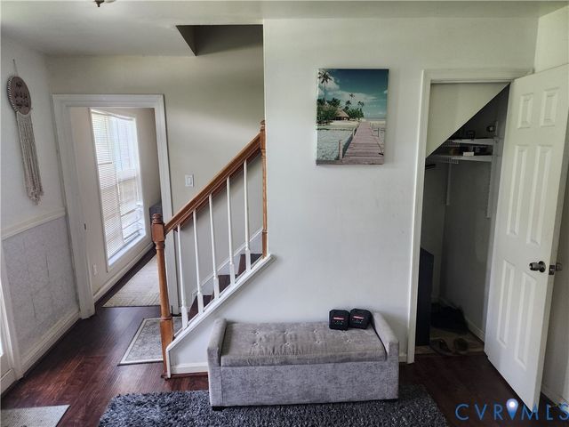 501 Green Orchard Dr, Chester, VA 23836