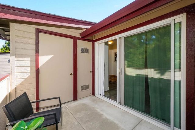 6198 Civic Terrace Avenue A, Newark, CA 94560