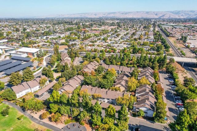 6198 Civic Terrace Avenue A, Newark, CA 94560