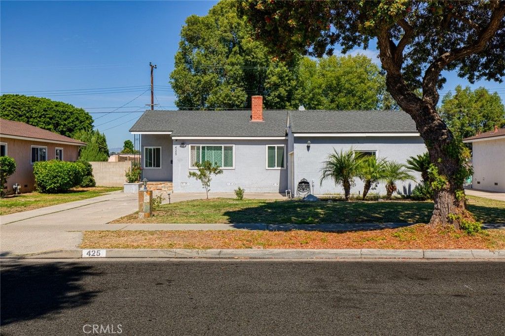 425 W Knepp, Fullerton, CA 92832