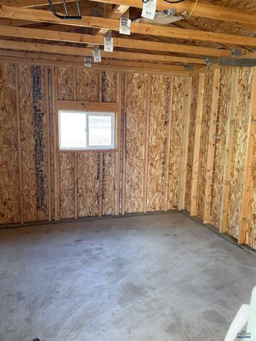 960 BENNINGTON DR, Box Elder, Sd, SD 57719