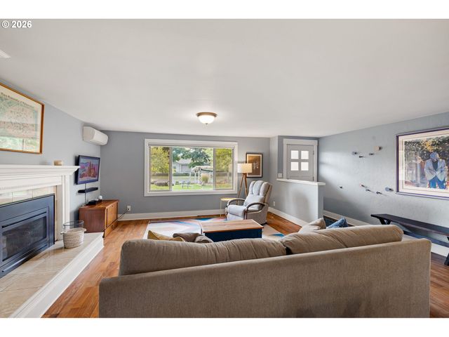2747 BAILEY Ln, Eugene, OR 97401