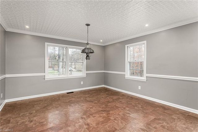 833 Driftwood Drive, Graham, NC 27253