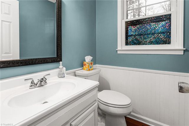 833 Driftwood Drive, Graham, NC 27253