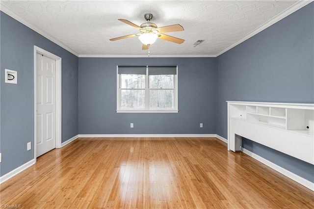 833 Driftwood Drive, Graham, NC 27253