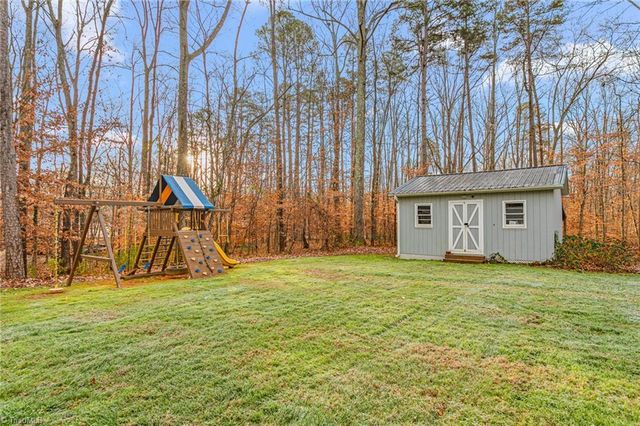 833 Driftwood Drive, Graham, NC 27253