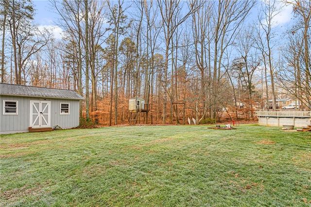 833 Driftwood Drive, Graham, NC 27253