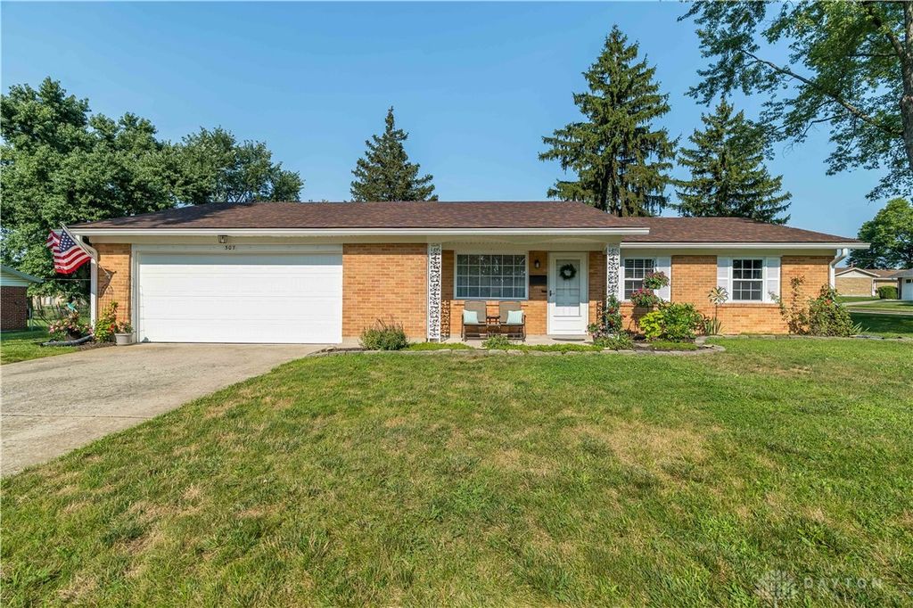 307 Scenic Court, Vandalia, OH 45377