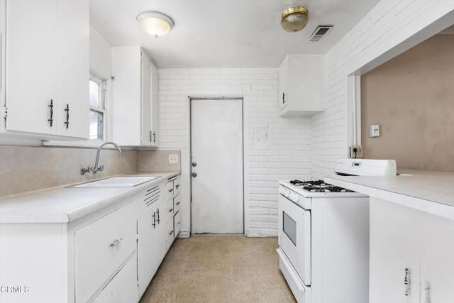 616 Ray Street, Bakersfield, CA 93308