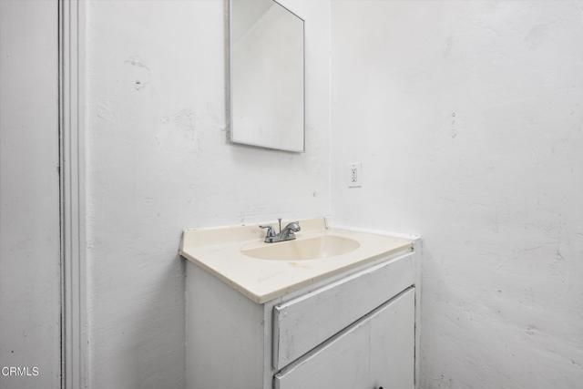 616 Ray Street, Bakersfield, CA 93308