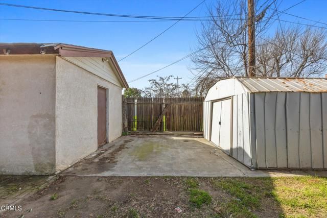 616 Ray Street, Bakersfield, CA 93308