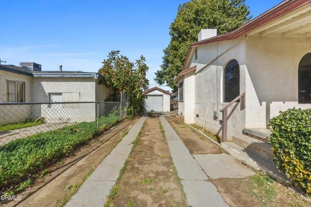 616 Ray Street, Bakersfield, CA 93308