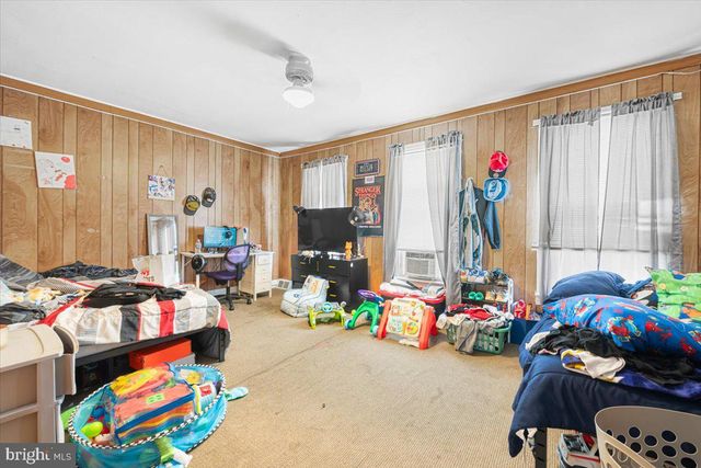 328 LOCUST ST, Hagerstown, MD 21740