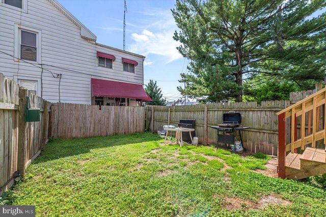 328 LOCUST ST, Hagerstown, MD 21740