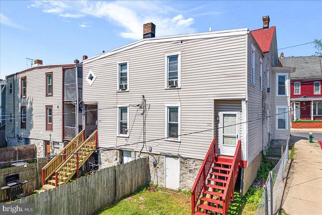 328 LOCUST ST, Hagerstown, MD 21740