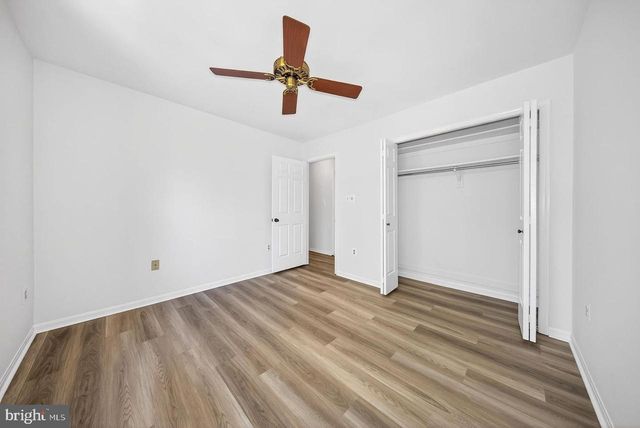 4867 CARRIAGEPARK RD, Fairfax, VA 22032