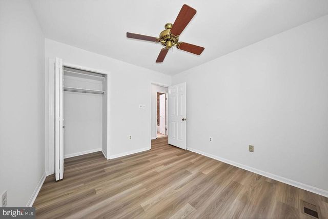 4867 CARRIAGEPARK RD, Fairfax, VA 22032