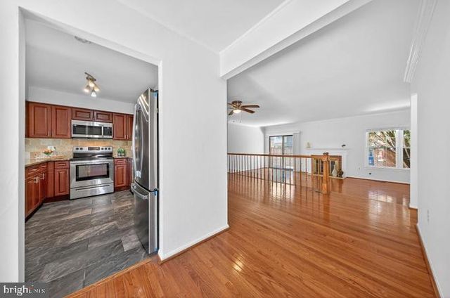 4867 CARRIAGEPARK RD, Fairfax, VA 22032