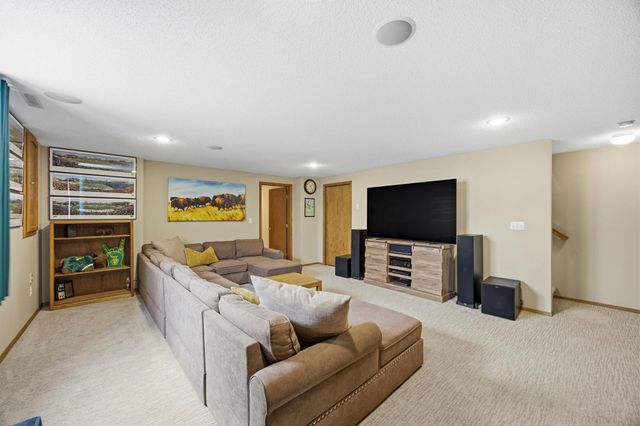 3916 5th Street S, Moorhead, MN 56560