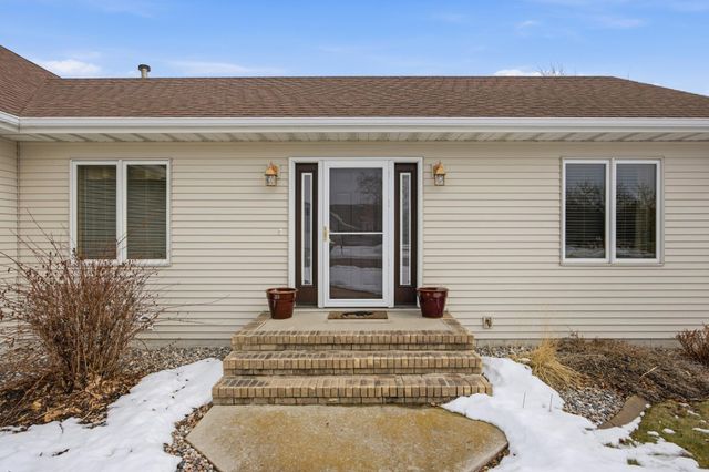 3916 5th Street S, Moorhead, MN 56560