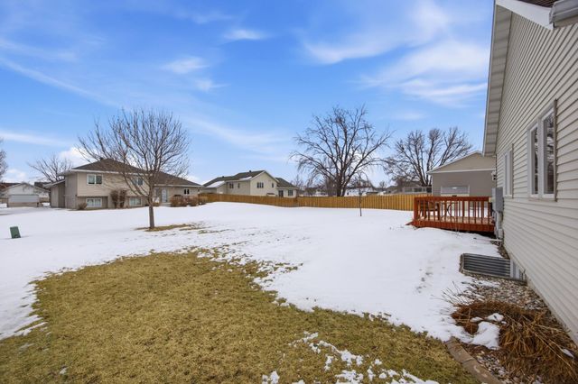3916 5th Street S, Moorhead, MN 56560