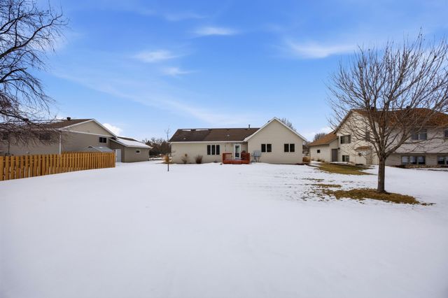 3916 5th Street S, Moorhead, MN 56560