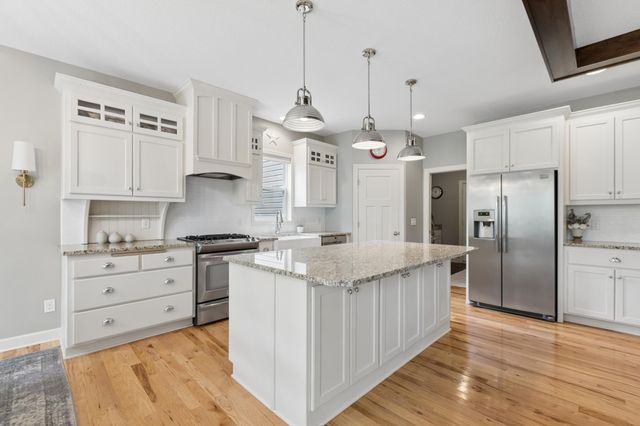 6013 Little Creek Lane, Rockford, MN 55373