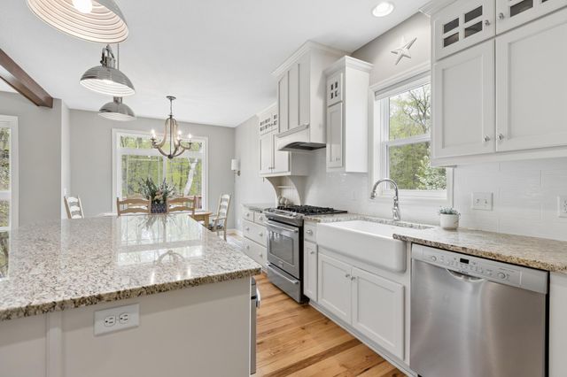 6013 Little Creek Lane, Rockford, MN 55373