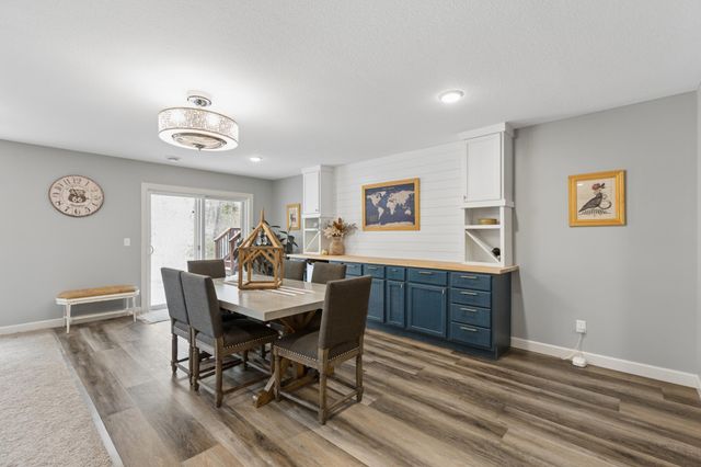 6013 Little Creek Lane, Rockford, MN 55373