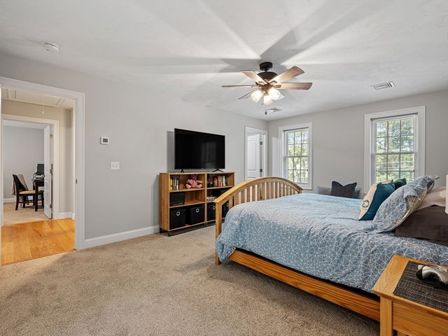 85 East St, Uxbridge, MA 01569