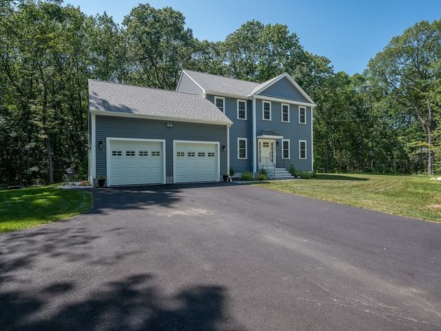 85 East St, Uxbridge, MA 01569