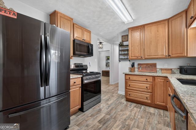 3156 Peach Parkway, Fort Valley, GA 31030