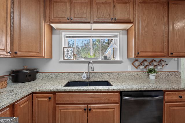 3156 Peach Parkway, Fort Valley, GA 31030