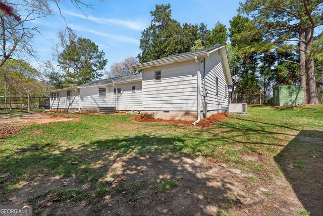 3156 Peach Parkway, Fort Valley, GA 31030