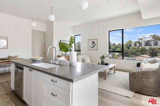 170 S Avenue 58, Los Angeles, CA 90042