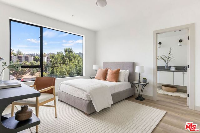 170 S Avenue 58, Los Angeles, CA 90042
