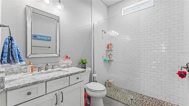 1539 HOLLINGSWORTH CREEK COURT, Lakeland, FL 33803