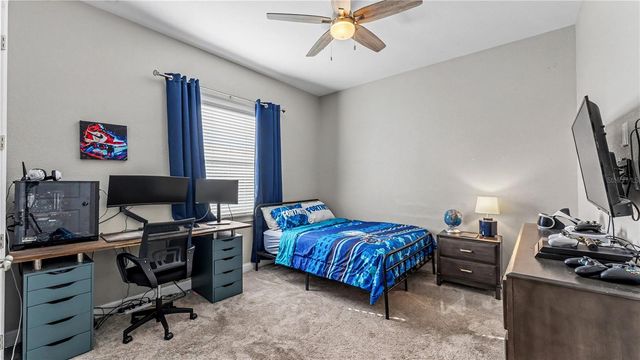 1539 HOLLINGSWORTH CREEK COURT, Lakeland, FL 33803